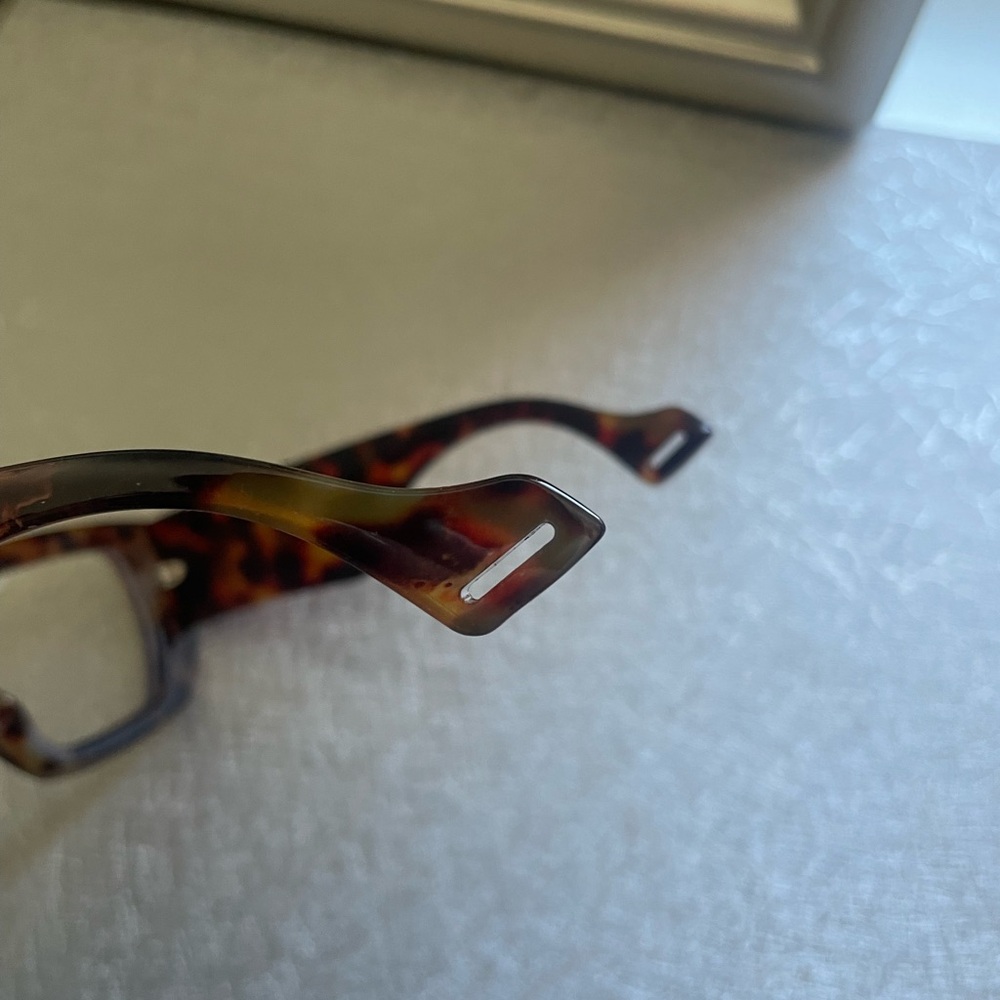 Tortoiseshell Oversized Cat-Eye Women's Sunglasses ๐ถ๏ธ๐ค - Picture 4 of 6
